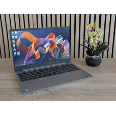 Уцінка!Ноутбук Б/В Lenovo IdeaPad 330S-15IKB:15 Full HD,Intel Core i5-8250U,8 GB DDR4,SSD 128Gb+512 HDD