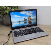 Ноутбук Б/В Fujitsu S935: 13 Full HD,Intel Core i5-5200U,8 GB DDR3, Intel HD Graphics.SSD 128Gb