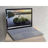 Уцінка!Ноутбук Б/В Microsoft Surface Laptop 2;14 Full HD сенсор,Intel Core i5-8350U,8 GB DDR4,Intel UHD,SSD256