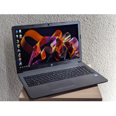 Уцінка!Ноутбук Б/В HP Notebook 250 G7: 15.6 Full HD, Intel Core i3-7020U,8 GB DDR4,Intel HD Graphics SSD 128Gb
