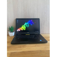 Ноутбук Б/В Dell Latitude 5540 / 15.6 HD (1366x768) / i3-4030U / 8 GB DDR3 / Intel HD Graphics 4400 (2gb) / SSD 128 GB