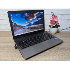 Уцінка без АКБ!Ноутбук Б/В Medion Akoya P6640: 15.6, Intel Core i3-3120M, 8 GB DDR3,SSD 128Gb