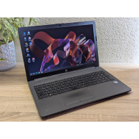 Ноутбук Б/В HP Notebook 250 G7 / 15.6 HD (1366x768) / i7-8565U (4 ядра по 4.6 GHz) / 8 GB DDR4 / Intel UHD Graphics (2gb) / SSD 128 GB