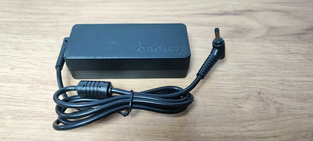 Lenovo 4.0x1.7mm Б/В